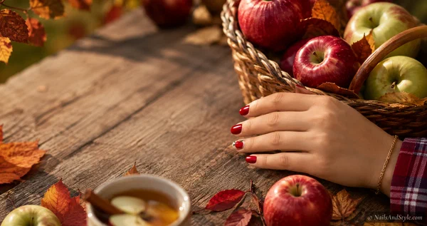 25 Apple Picking Nail Ideas for Your Next Fall Adventure