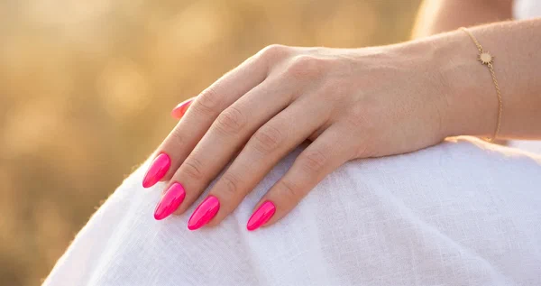 Stunning Neon Summer Nails You'll Want to Wear All Season