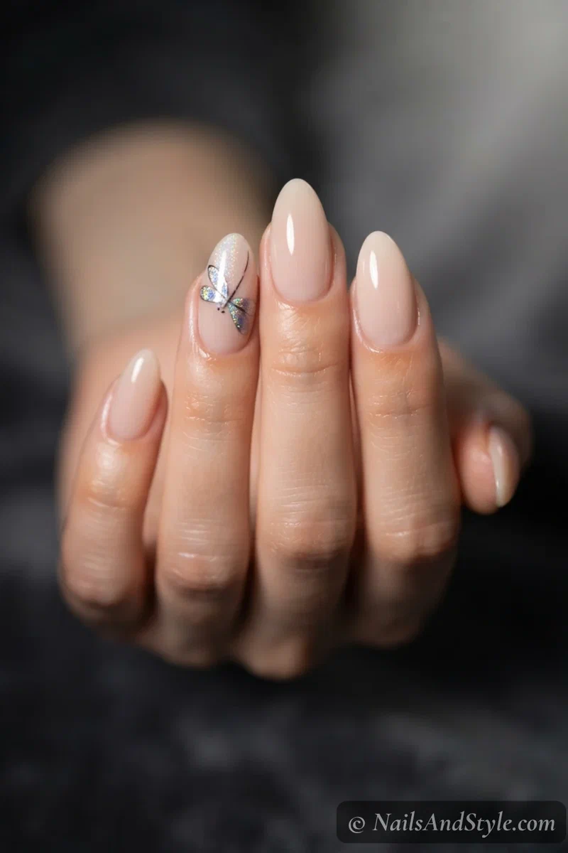 Nails with holographic dragonfly wings