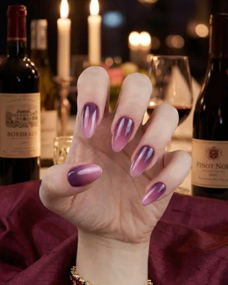 Ombré Nails nail design idea