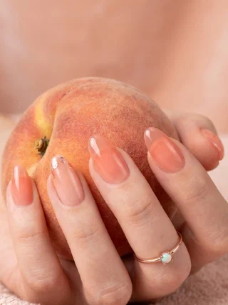 Warm Orange Nails for Golden Days