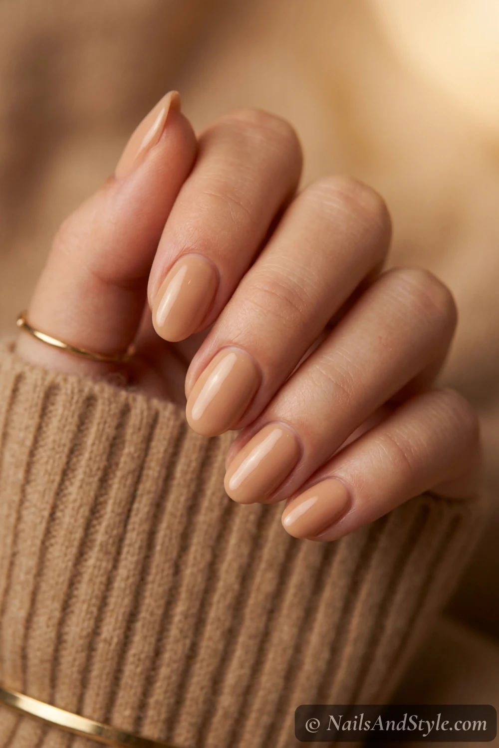 Pumpkin spice latte nude nails