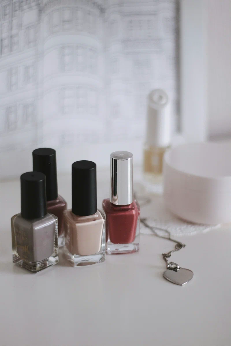 Sally Hansen Insta-Dri range showing quick-dry formula