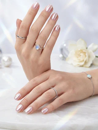 Shimmer & Glow on Short Nails